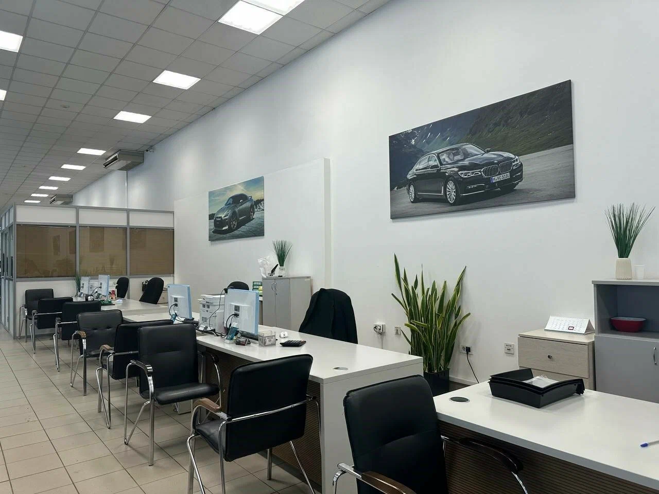 Автосалон «Комфорт Авто» в Санкт-Петербурге